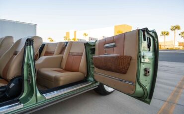 Lincoln-Continental-1965-Green-Tan-155662-30