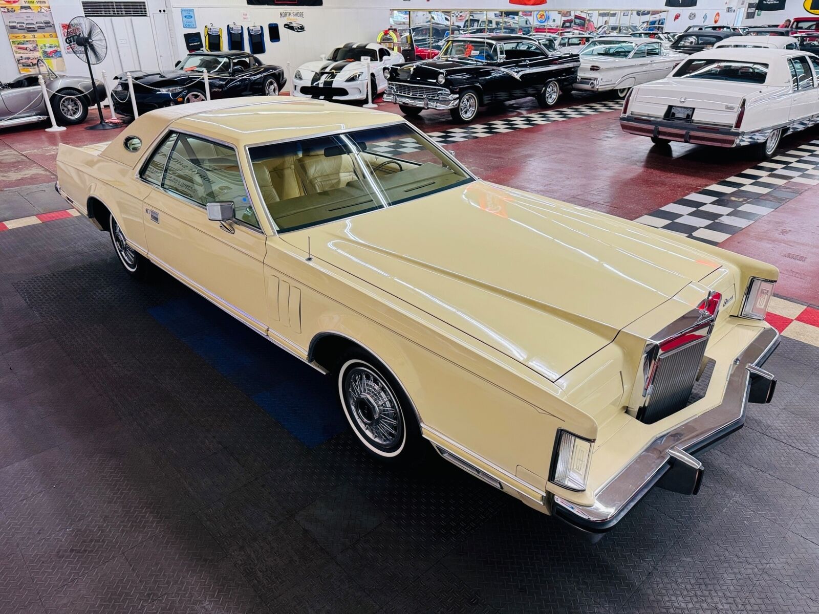 Lincoln-Mark-Series-1979-Cream-Tan-58530-20