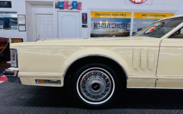 Lincoln-Mark-Series-1979-Cream-Tan-58530-22