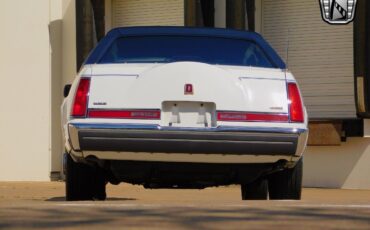 Lincoln-Mark-Series-1988-White-Blue-86256-4