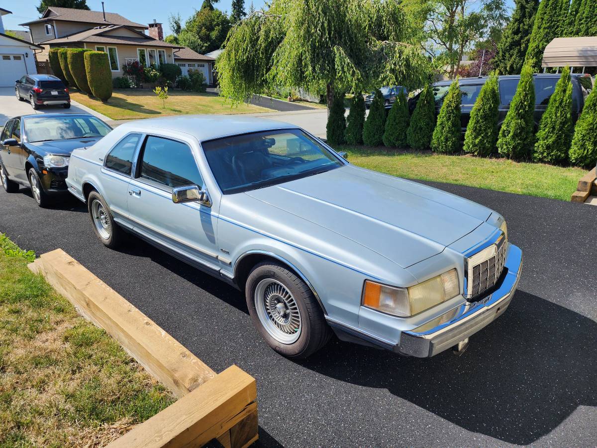 Lincoln-Mark-vii-1989-silver-217261-2