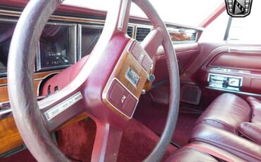 Lincoln-Town-Car-1989-Burgundy-Burgundy-23234-11