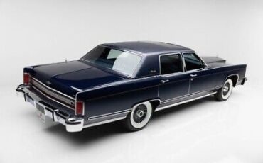 Lincoln-Town-Car-Berline-1979-Blue-Blue-14202-1