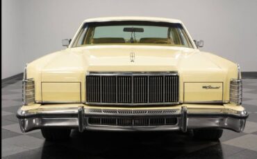 Lincoln-Town-coupe-1976-89318-4