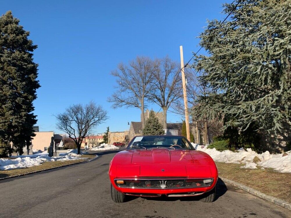 Maserati-Ghibli-Coupe-1969-Red-Black-0-1