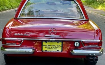 Mercedes-Benz-250SL-Pagoda-Cabriolet-1968-Red-Tan-20215-27