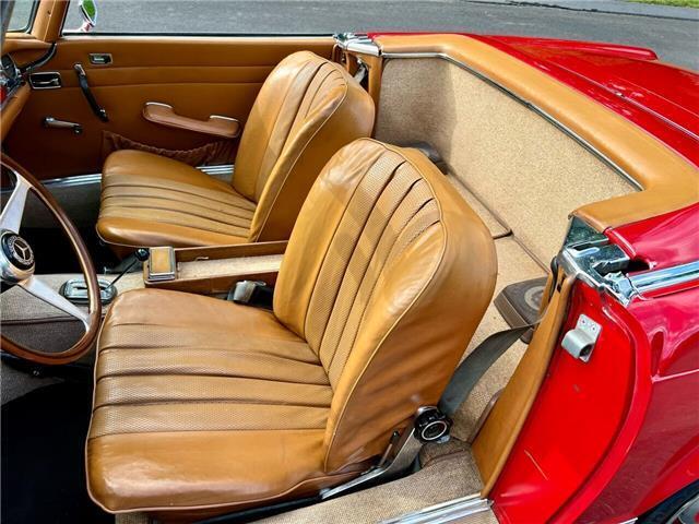 Mercedes-Benz-250SL-Pagoda-Cabriolet-1968-Red-Tan-20215-30