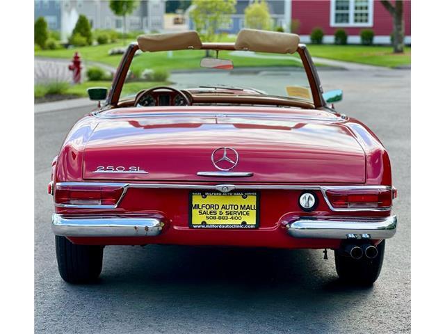 Mercedes-Benz-250SL-Pagoda-Cabriolet-1968-Red-Tan-20215-9