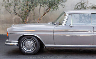 Mercedes-Benz-300-Series-1965-Gray-Other-Color-0-11