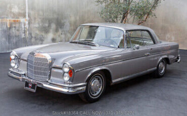 Mercedes-Benz-300-Series-1965-Gray-Other-Color-0-7