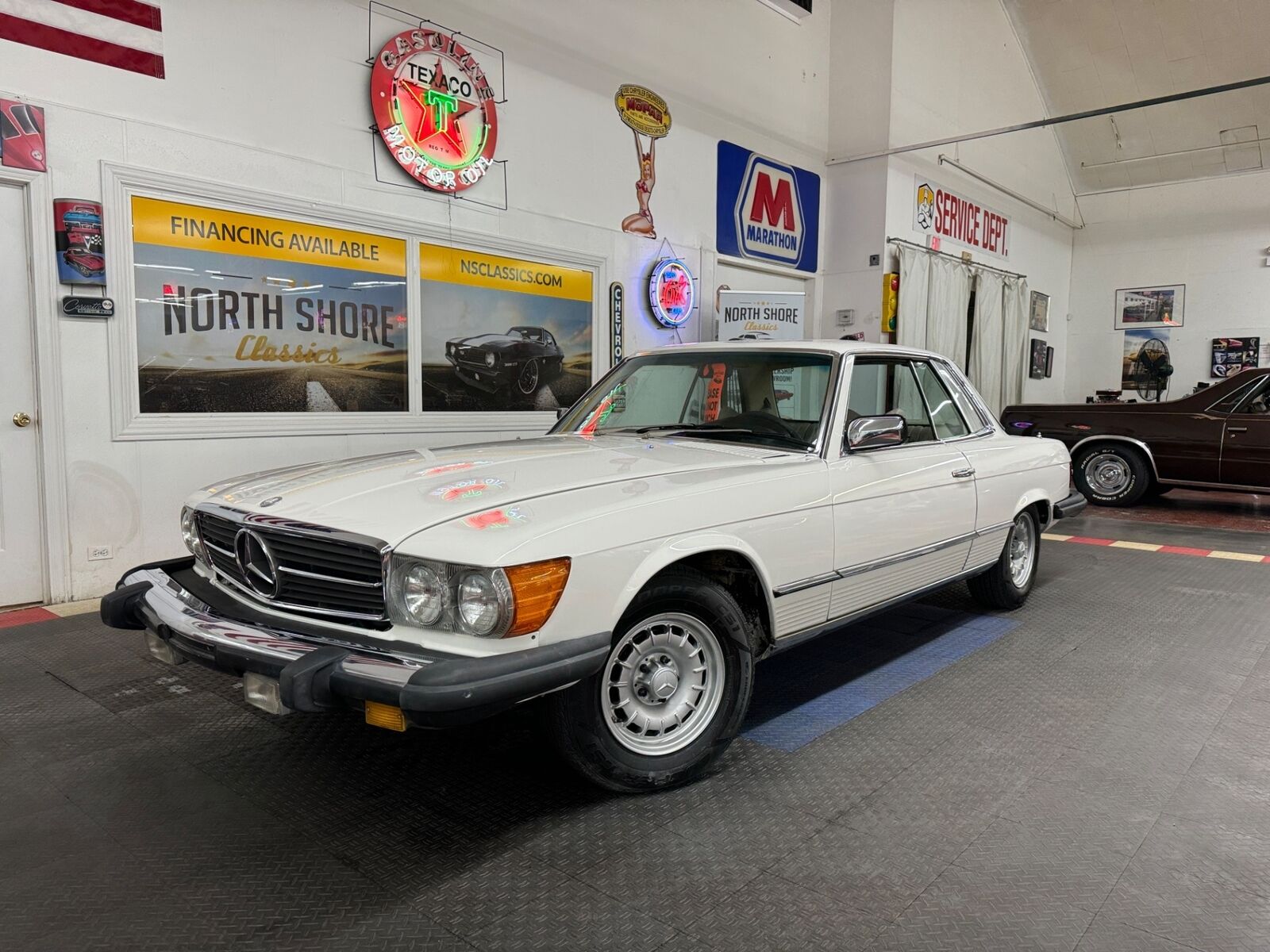 Mercedes-Benz-400-Series-1977-White-Shale-188293-1