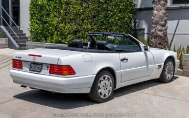 Mercedes-Benz-500-Series-1991-White-Other-Color-0-4