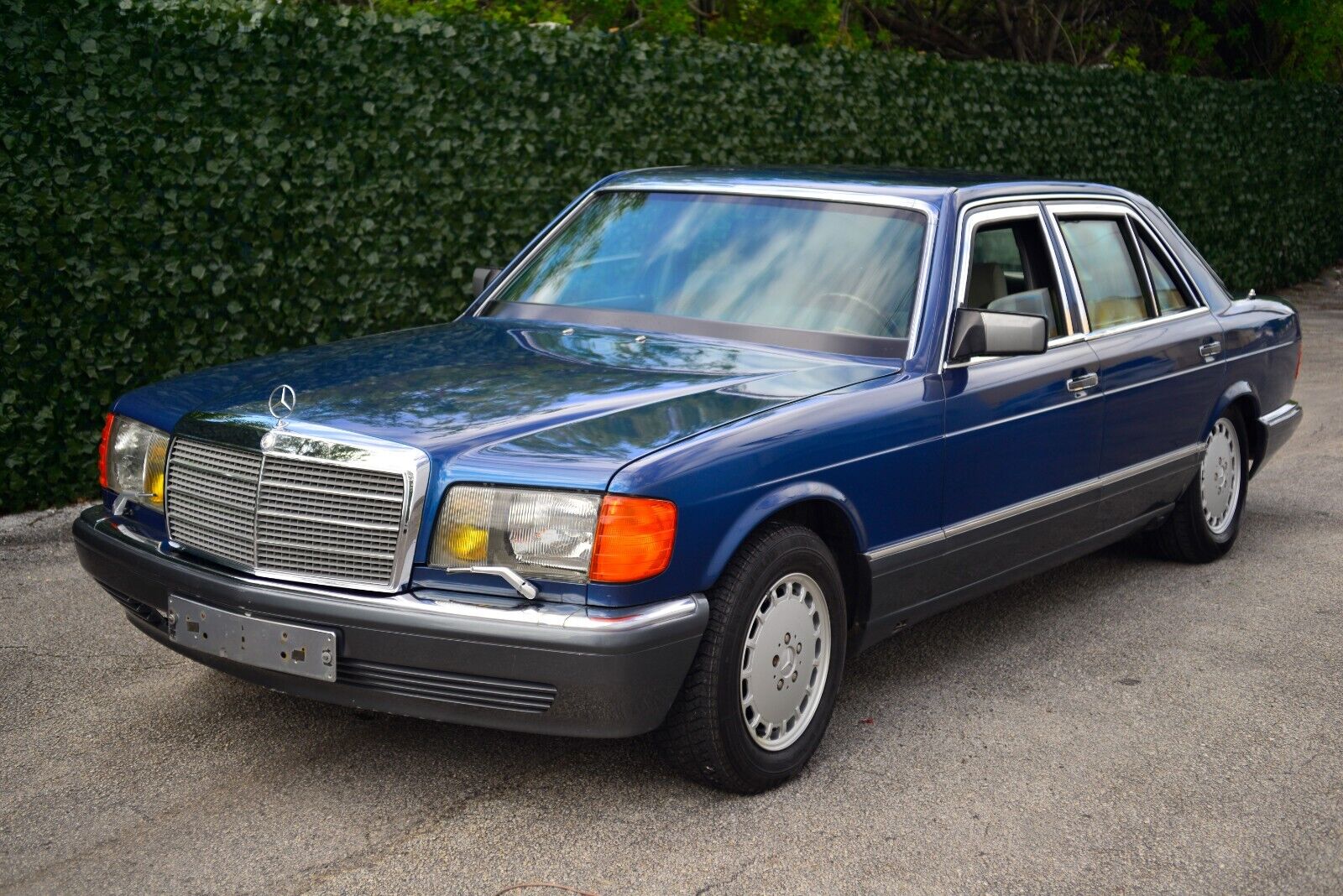 Mercedes-Benz S-Class Berline 1985