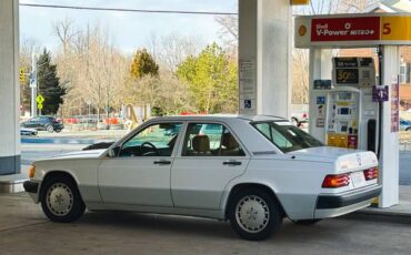 Mercedes-benz-1991-white-178637-1