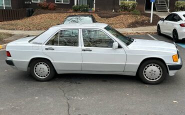 Mercedes-benz-1991-white-178637-5