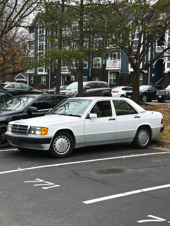 Mercedes-benz-1991-white-178637