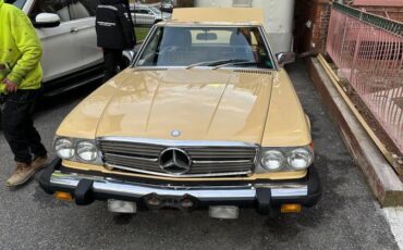 Mercedes-benz-Benz-380sl-1982-yellow-189902-7