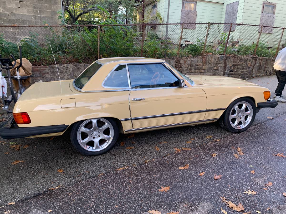 Mercedes-benz-Benz-380sl-1982-yellow-189902-9