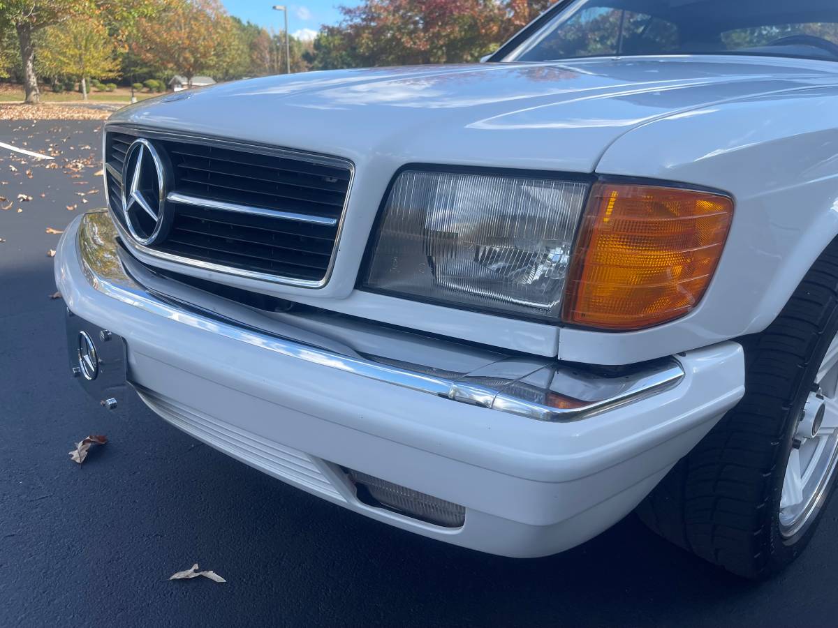 Mercedes-benz-Benz-560-sec-1989-white-253471-14