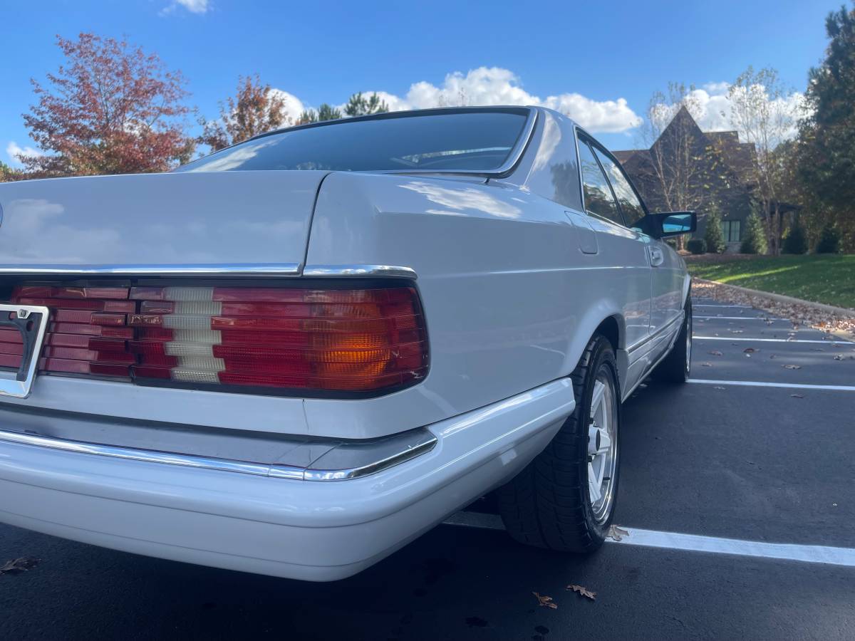 Mercedes-benz-Benz-560-sec-1989-white-253471-22