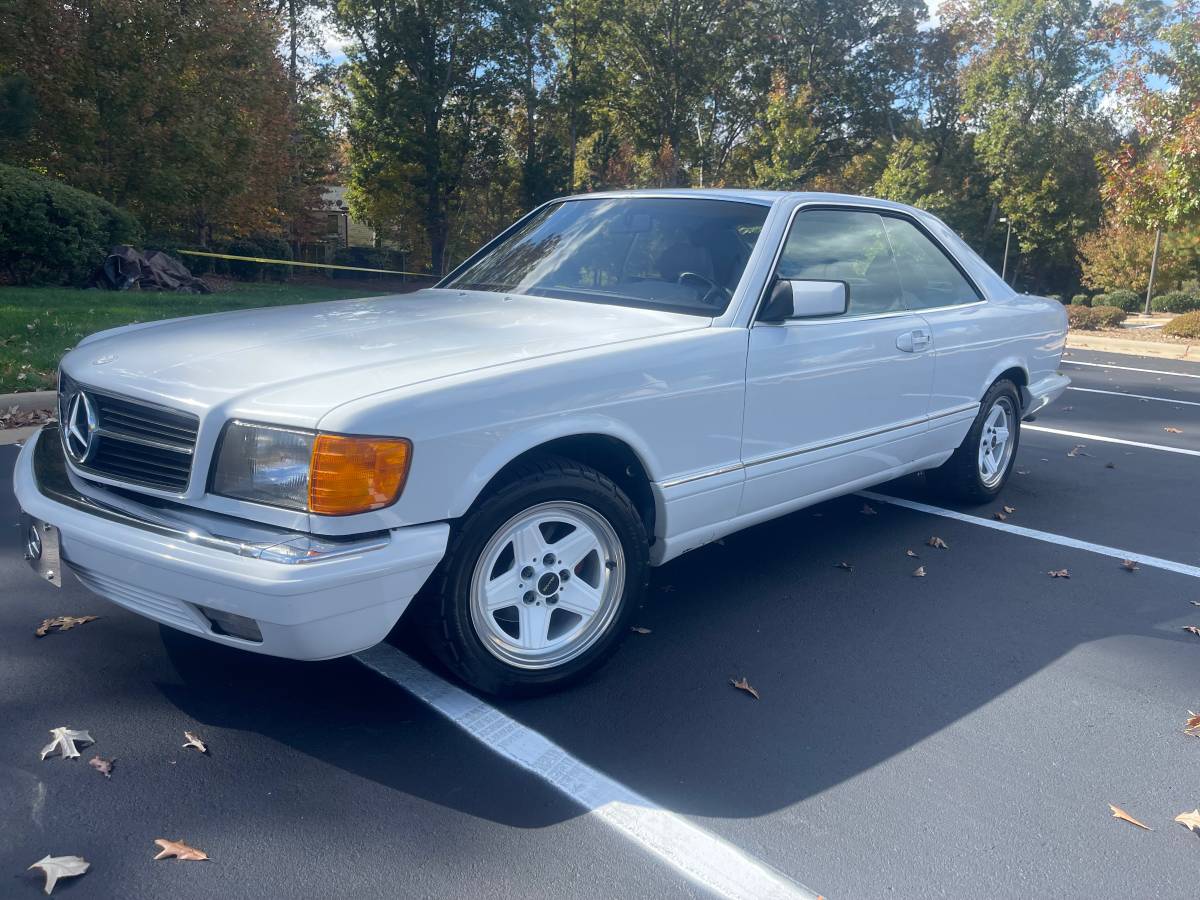 Mercedes-benz-Benz-560-sec-1989-white-253471