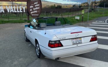 Mercedes-benz-benz-e-class-1995-white-268760-3