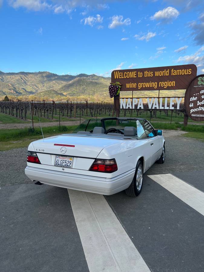 Mercedes-benz-benz-e-class-1995-white-268760-4