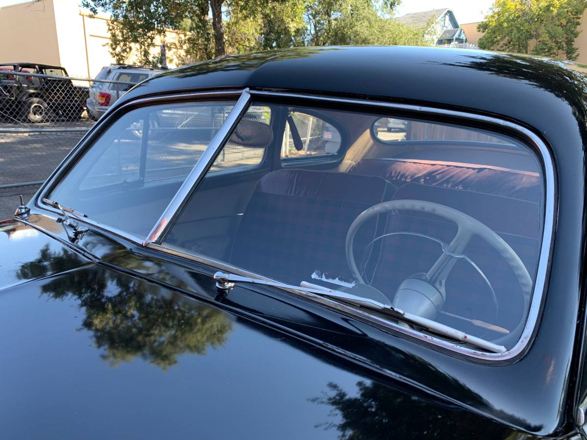 Mercury-9cm-coupe-1949-black-86904-17