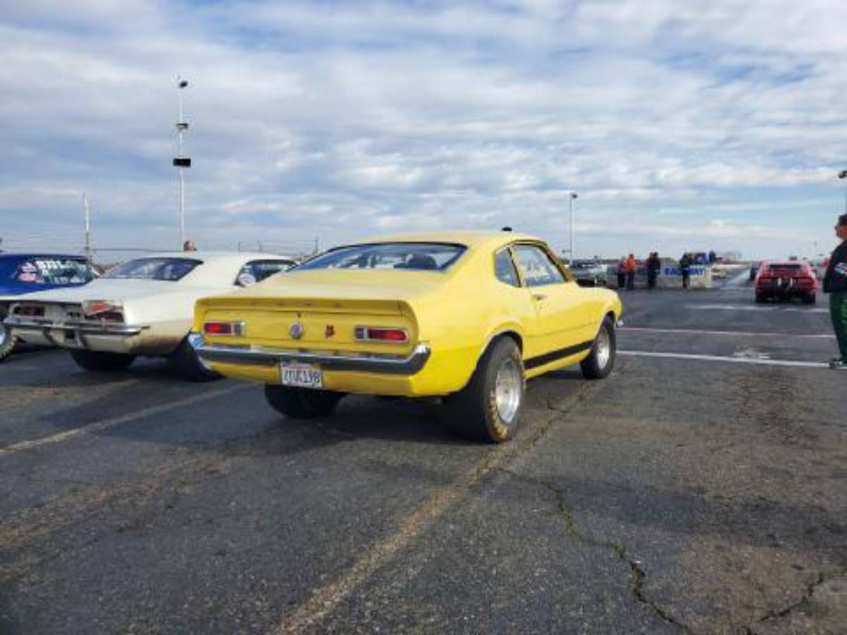 Mercury-Comet-1973-yellow-70811-5