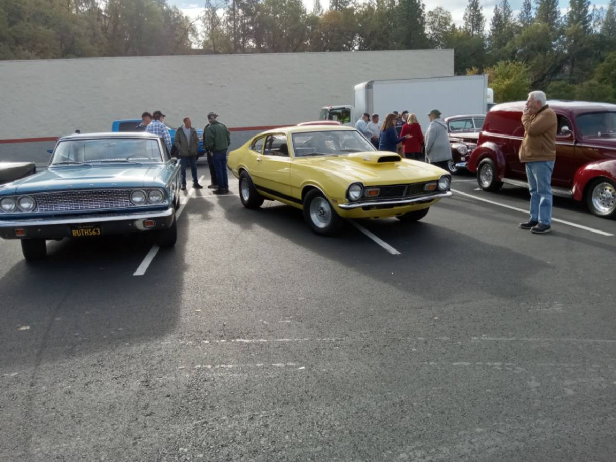 Mercury-Comet-1973-yellow-70811-7