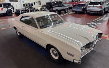 Mercury-Comet-Coupe-1968-White-Champagne-27990-11