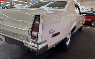 Mercury-Comet-Coupe-1968-White-Champagne-27990-28