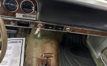 Mercury-Comet-Coupe-1968-White-Champagne-27990-36