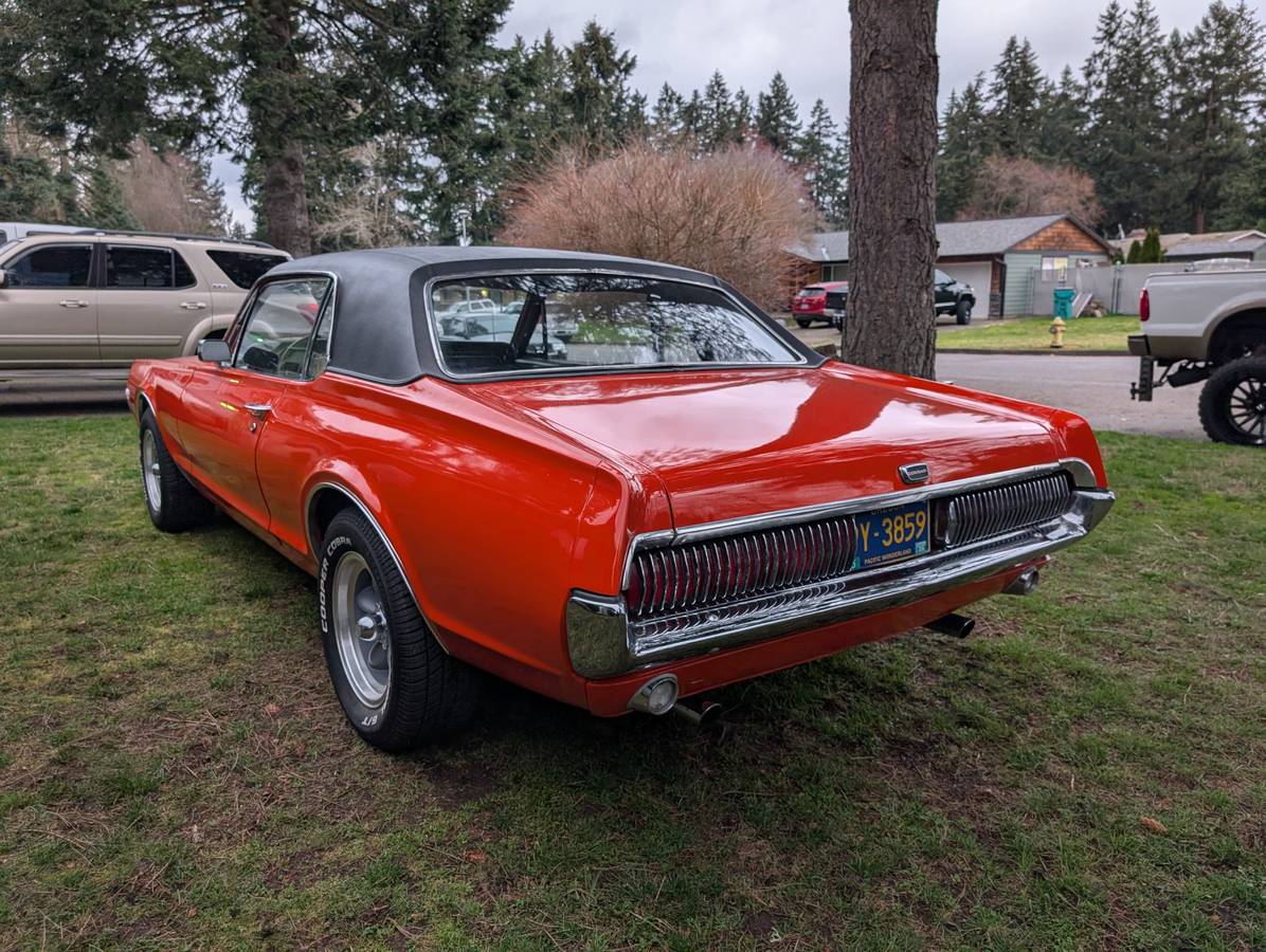 Mercury-Cougar-1967-198683-23