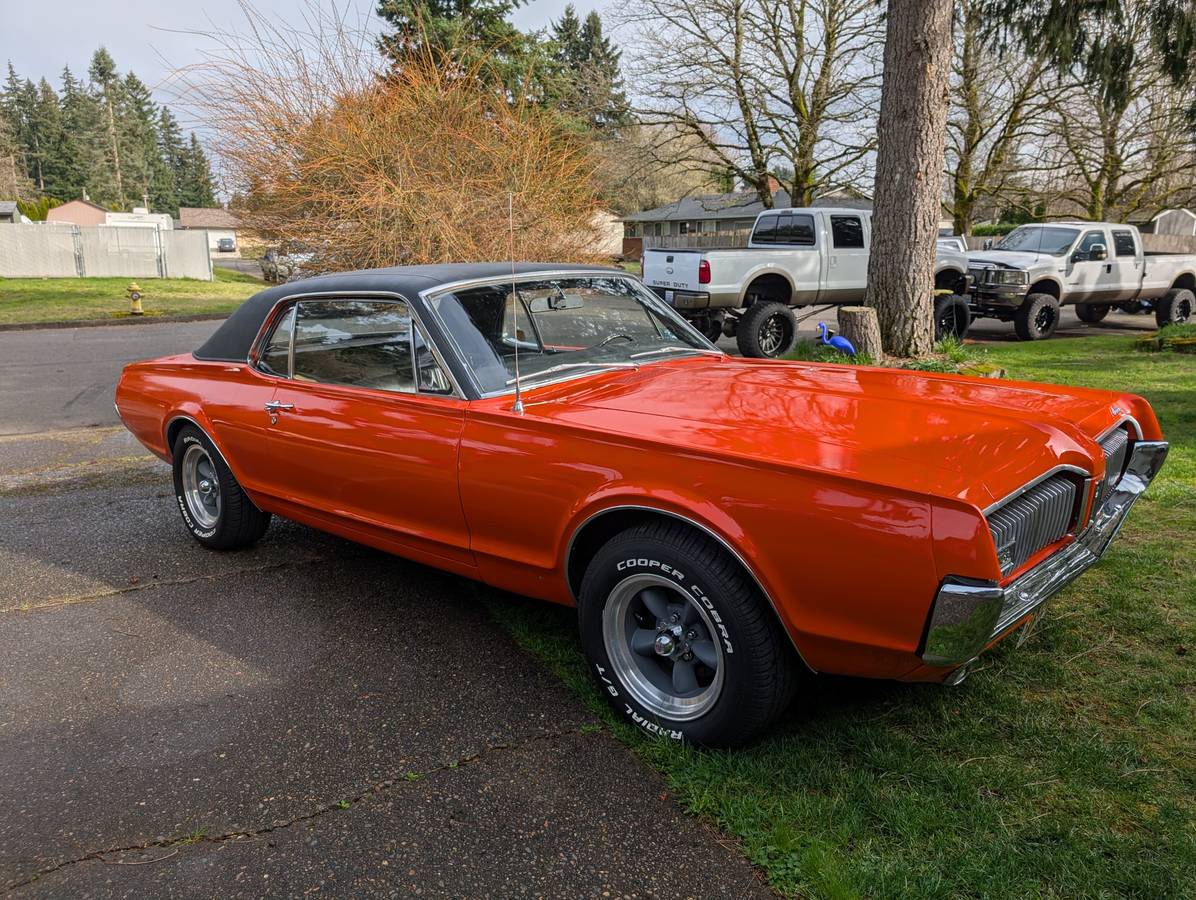 Mercury-Cougar-1967-198683-6