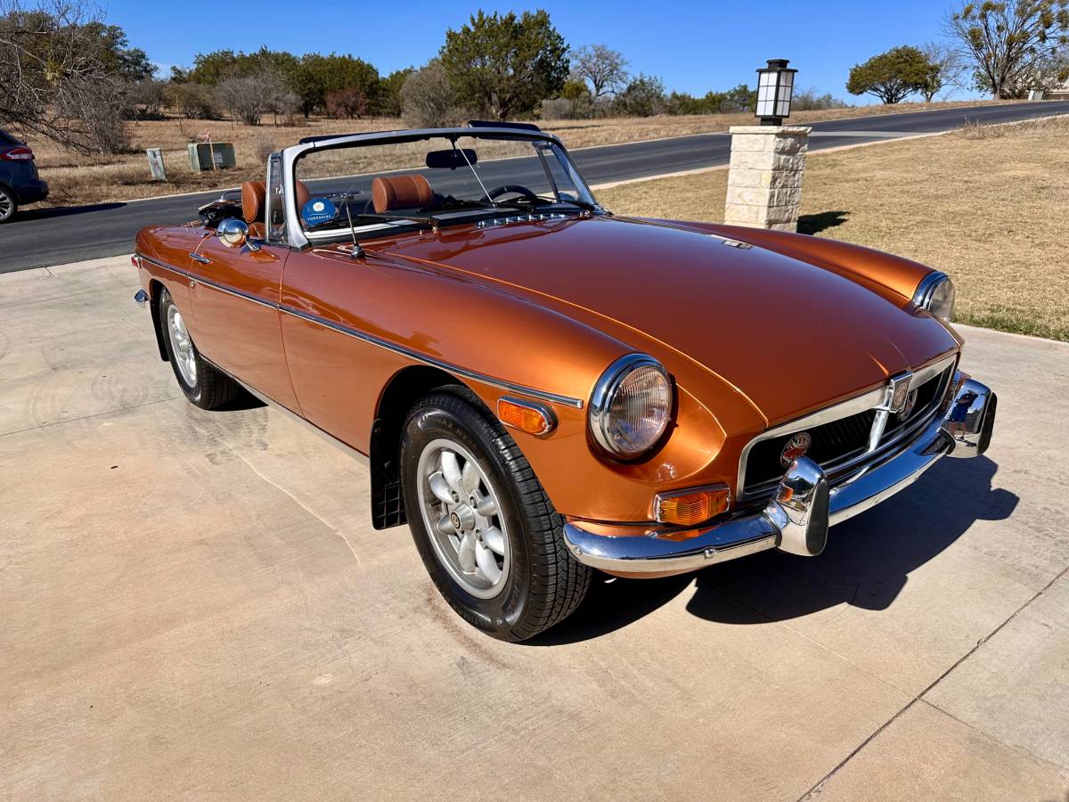 Mg-B-convertible-1974-custom-128451-2