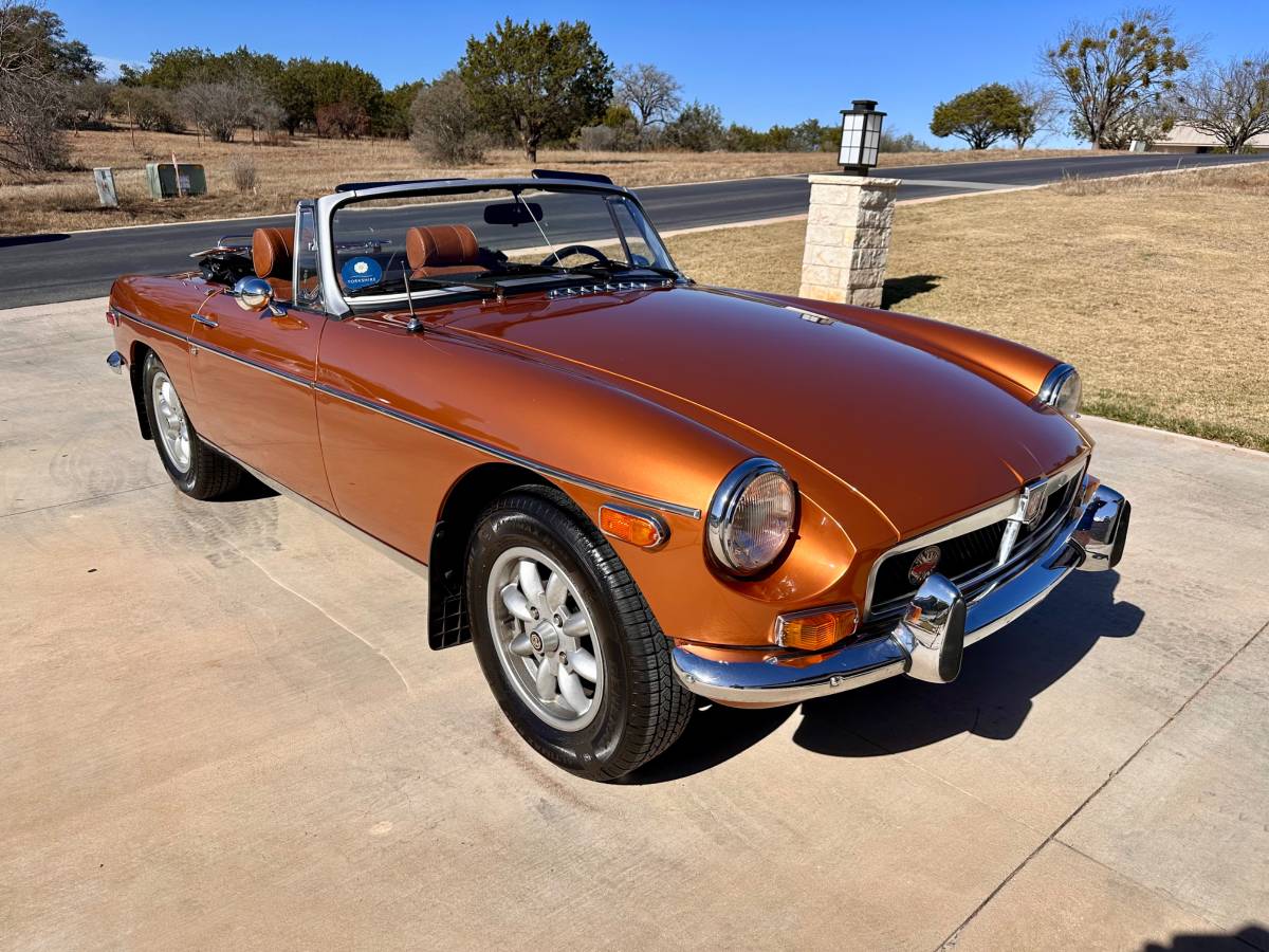 Mg-B-convertible-1974-custom-128451