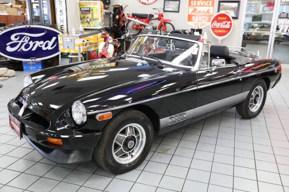 Mg-Mgb-limited-edition-roadster-1980-black-51185-19