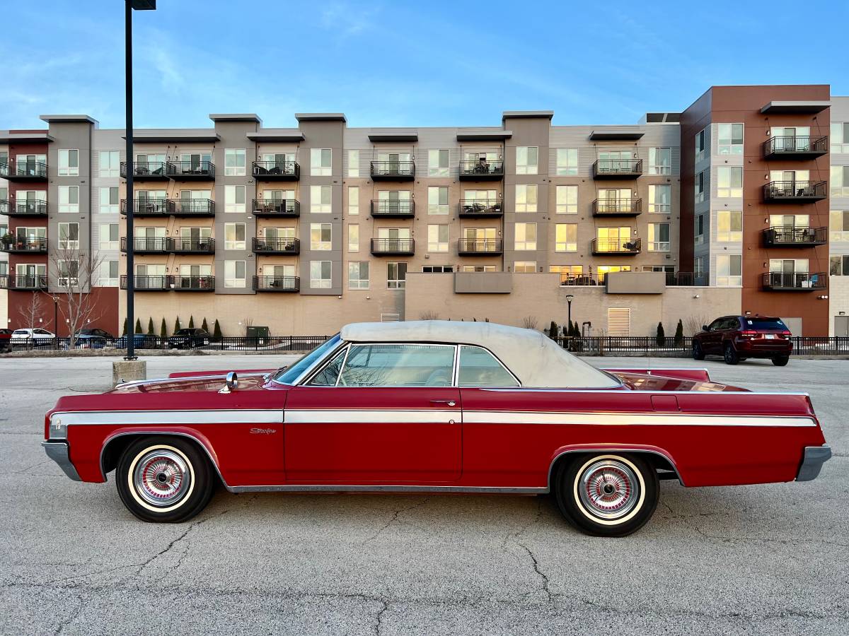 Oldsmobile-1963-64374-4