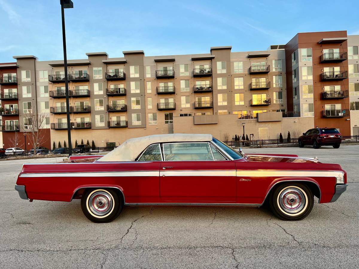 Oldsmobile-1963-64374-5