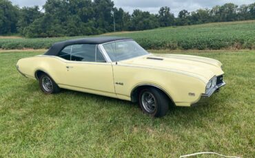 Oldsmobile-442-convertible-1968-yellow-224056