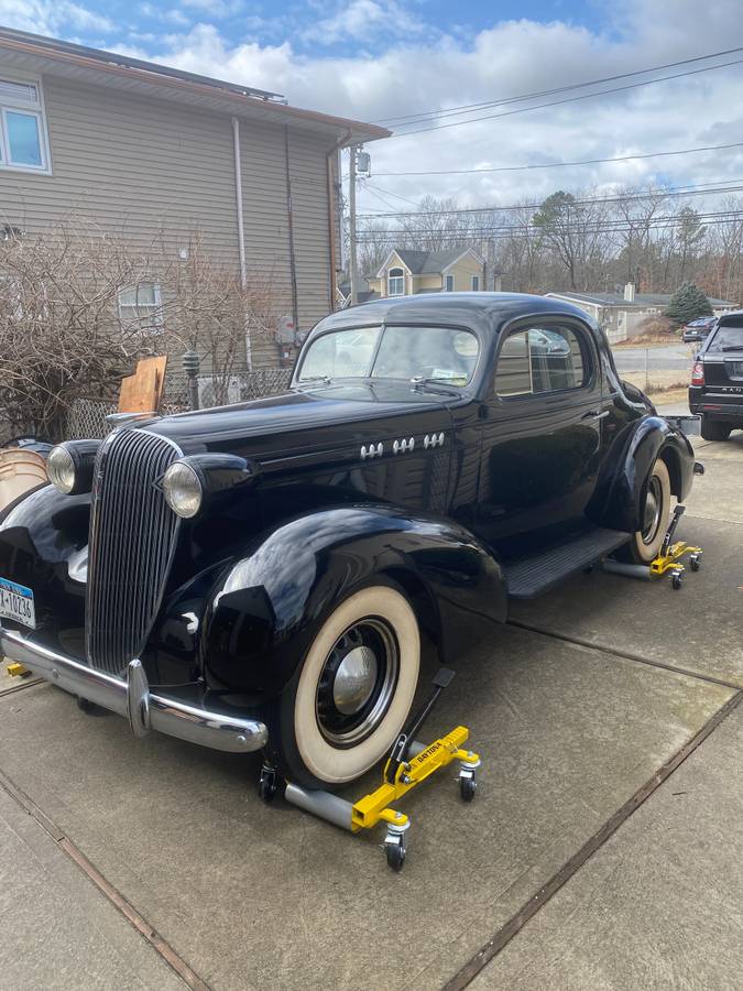 Oldsmobile-Coupe-1936-black-112654-10