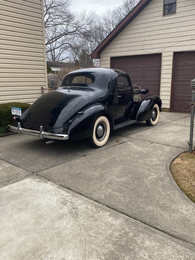 Oldsmobile-Coupe-1936-black-112654-11