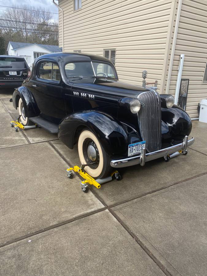 Oldsmobile-Coupe-1936-black-112654-8