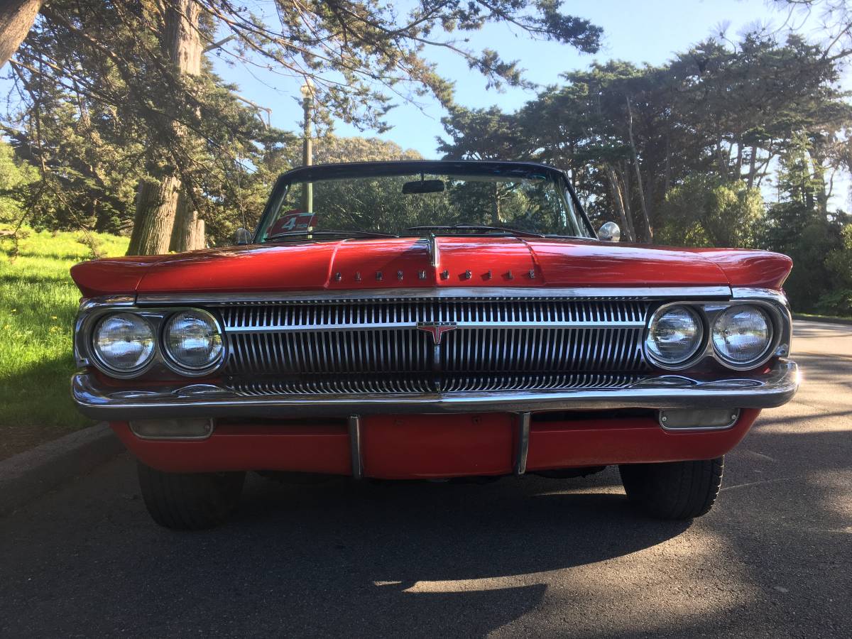 Oldsmobile-Cutlass-1962-red-8-14