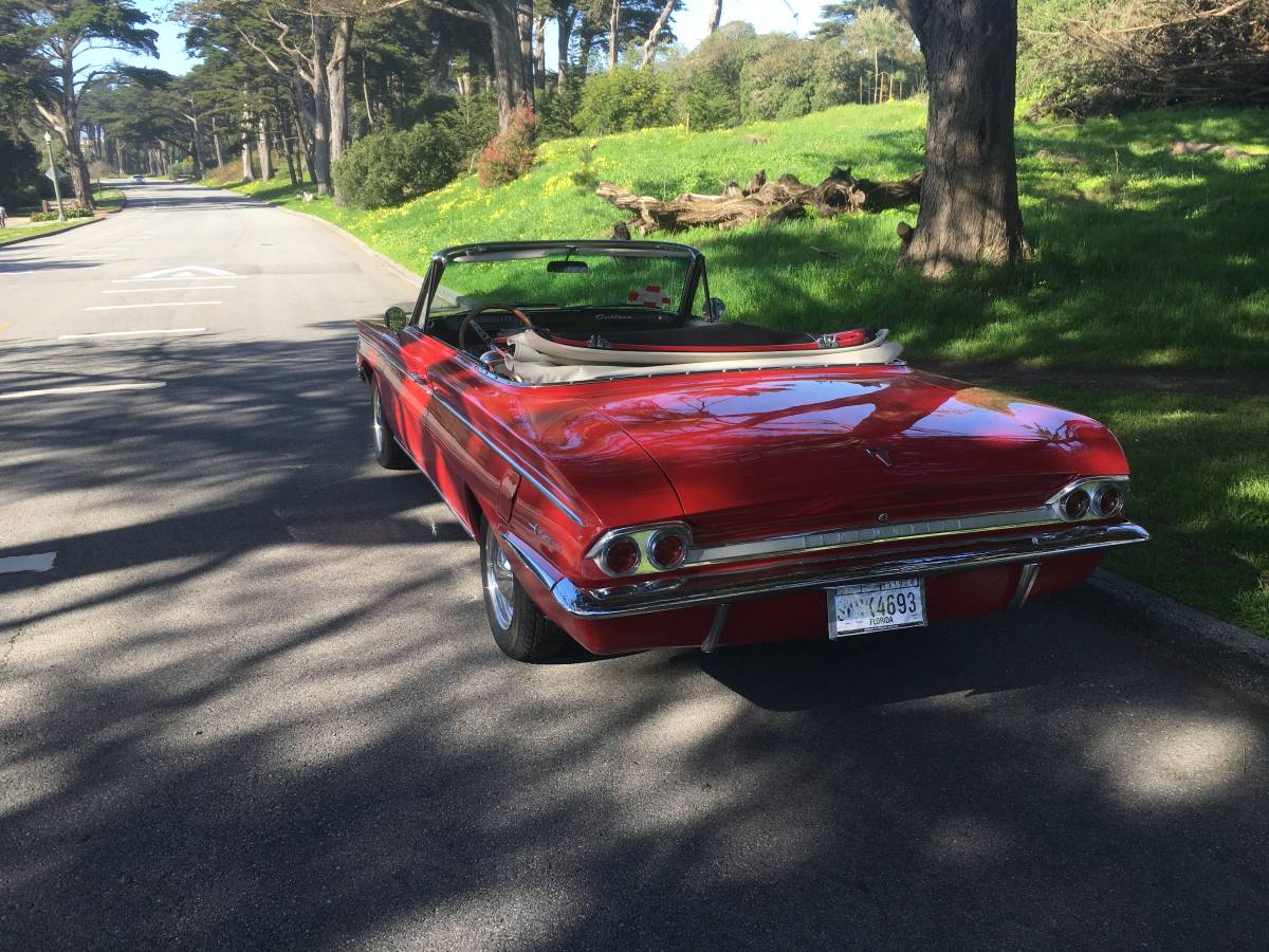 Oldsmobile-Cutlass-1962-red-8-6