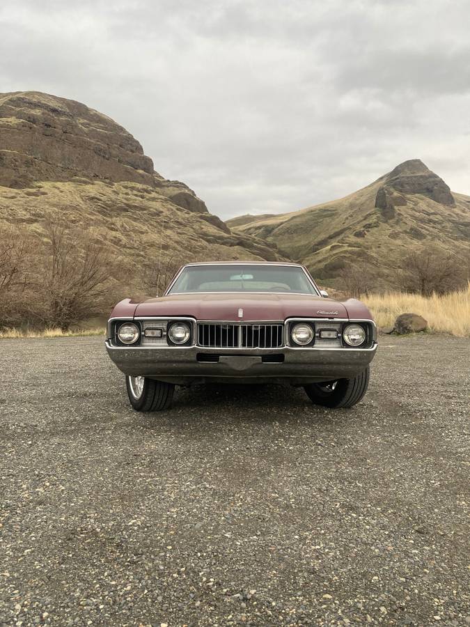 Oldsmobile-Cutlass-1968-red-100552-3