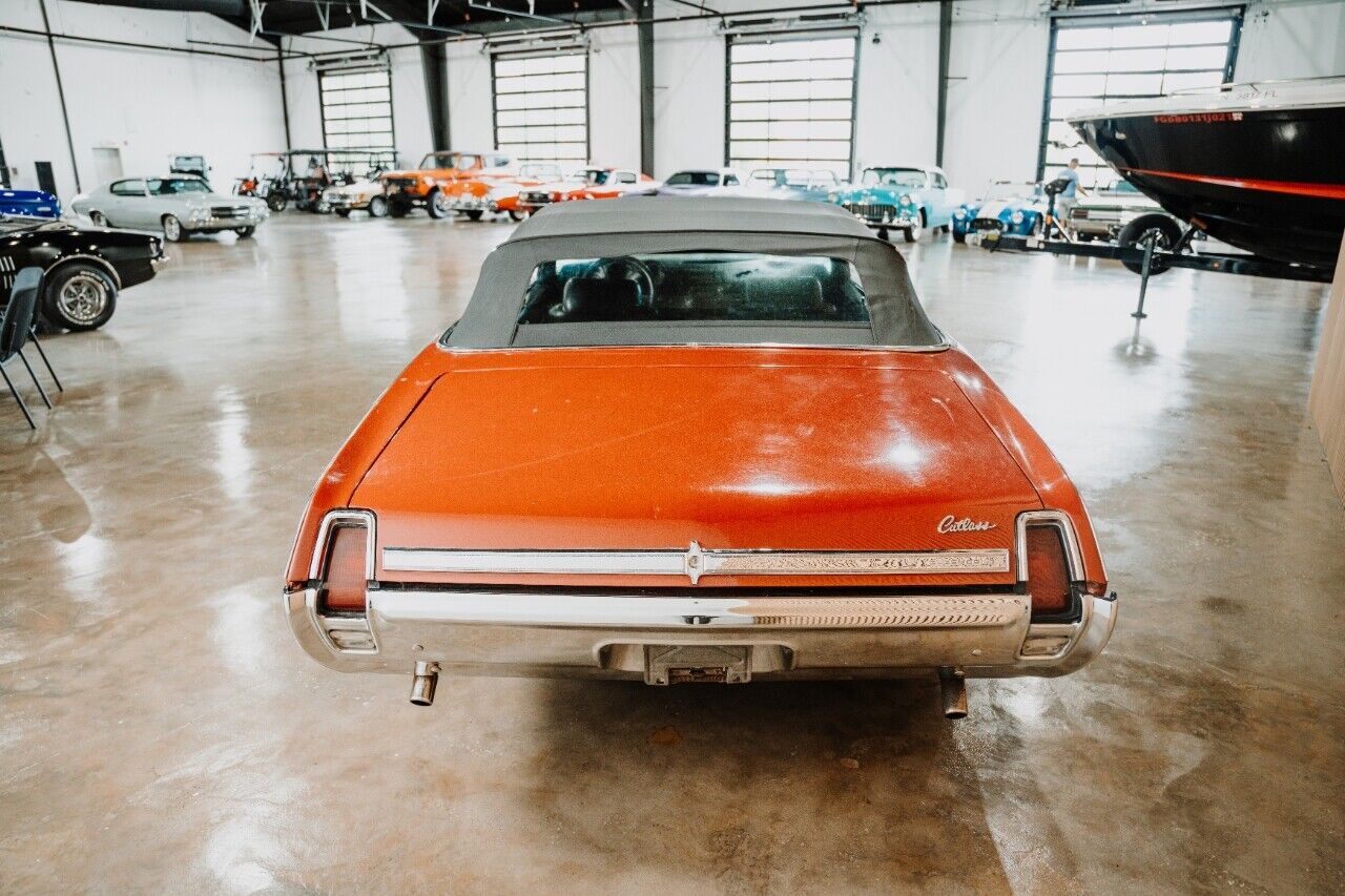 Oldsmobile-Cutlass-1969-Maroon-Maroon-6975-13