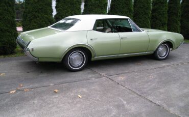 Oldsmobile-Cutlass-1969-green-167371-2