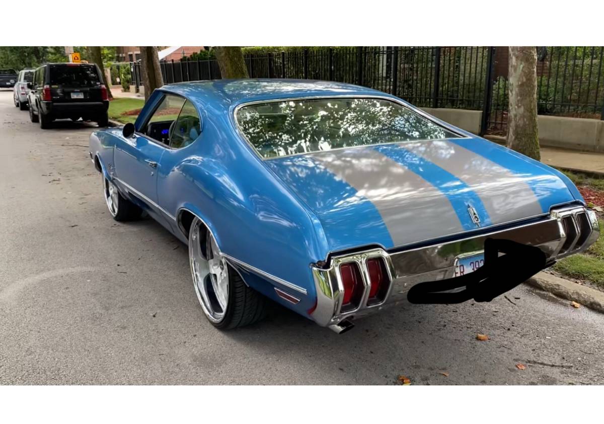 Oldsmobile-Cutlass-1970-blue-128747-1